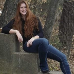 Meet your Posher, Caitlyn